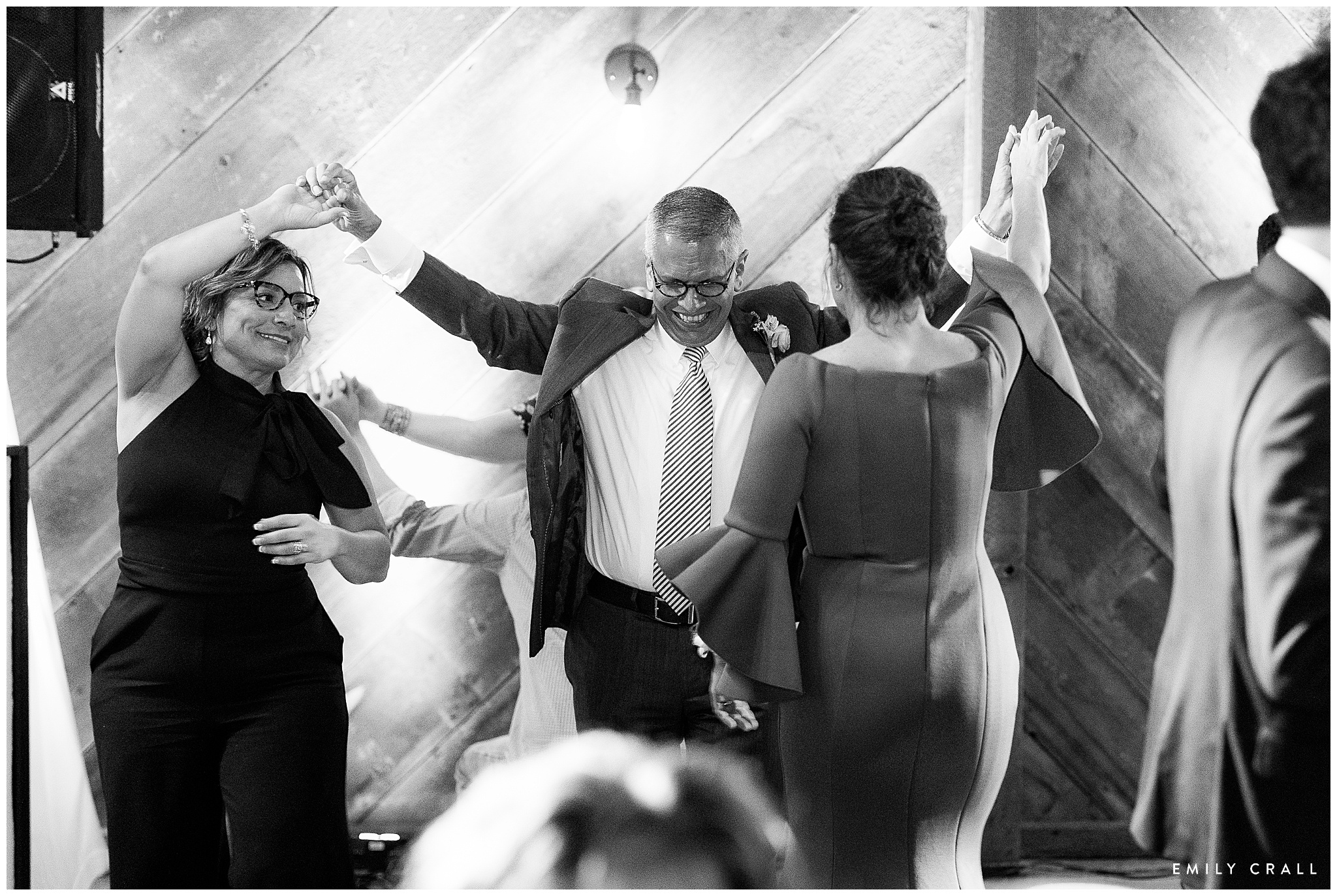wilsons_ciderhouse_wedding_emilycrall_photo_0534.jpg