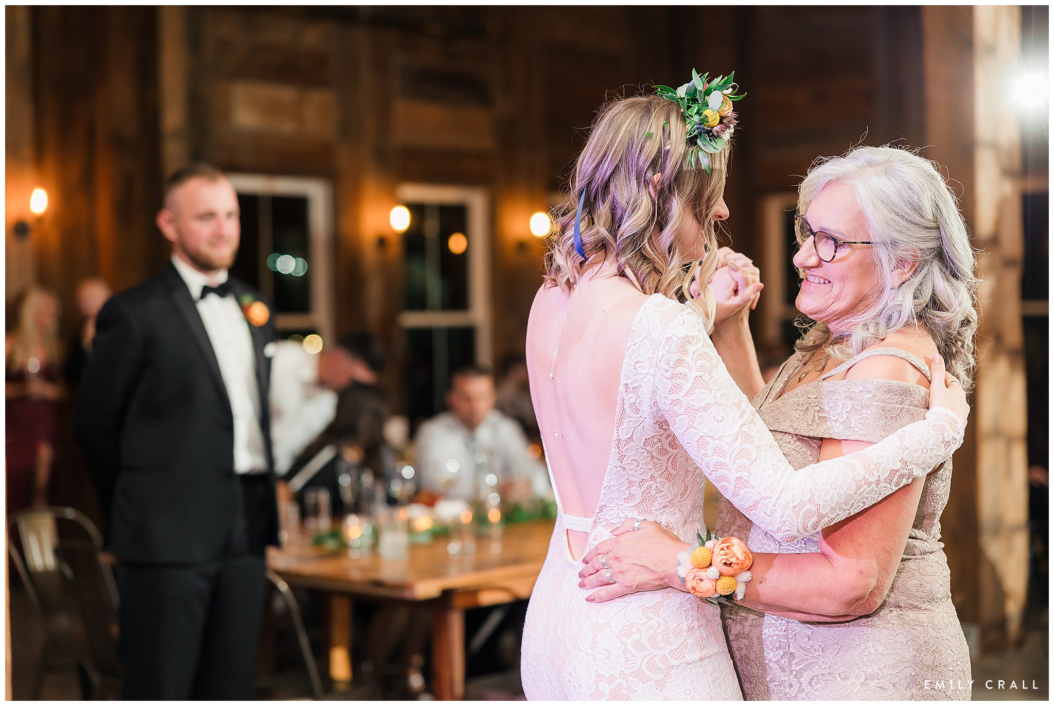 wilsons_ciderhouse_wedding_emilycrall_photo_0568.jpg